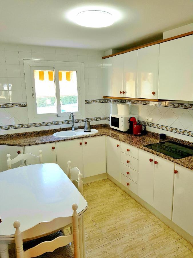 Apartamento Con Piscina En Oliva Nova Exterior photo